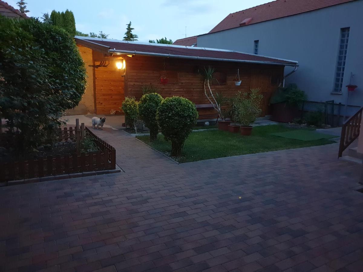 Renata Vendeghaz Hotel Eger Luaran gambar